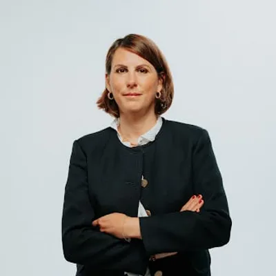 Avocat Annabel DELANGLADE DALMAYRAC GPA Droit des familles LGBT Gayfriendly GPA PMA Adoption Exequatur Divorce Séparation
