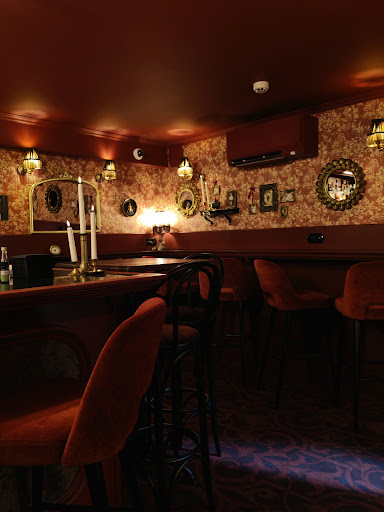 Madame C - Hôtel particulier | Bar à cocktails | Restaurant