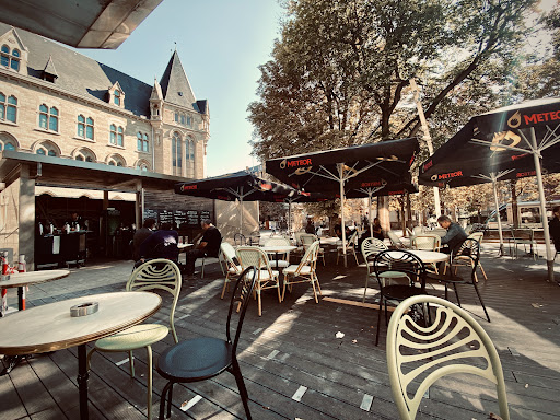 Le cafoutche Restaurant Bar TNS