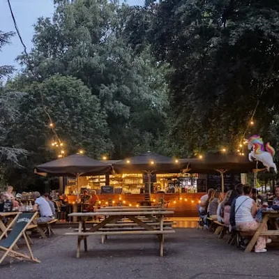 La Guinguette Des Intenables