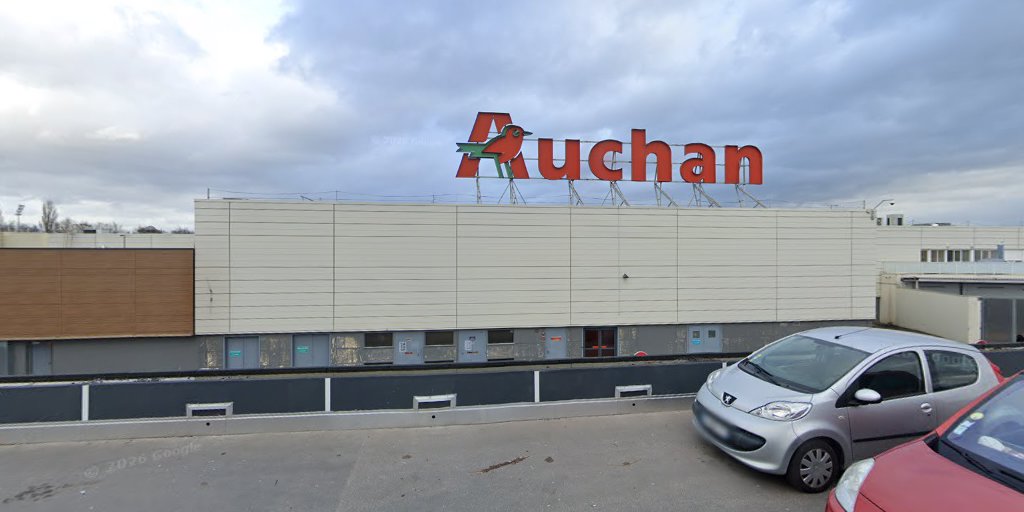 11 Pl. André Maurois CENTRE COMMERCIAL AUCHAN