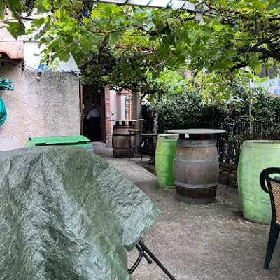 Friend's Café