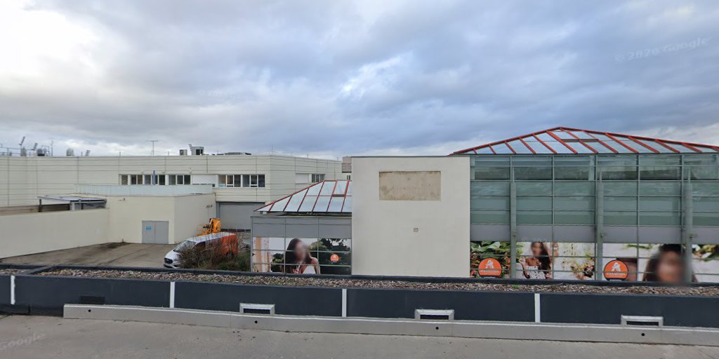 10 Pl. André Maurois centre commercial auchan