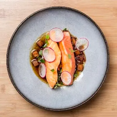 YONA restaurant Signature