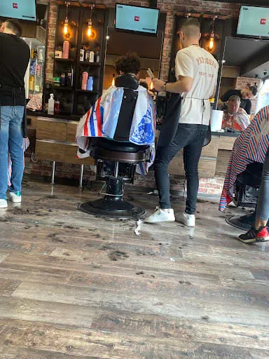 Barber Shop Romeo