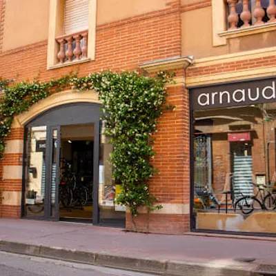 Arnaud Bike