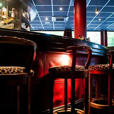 Sofy's Bar