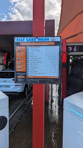 AUTO-WASH CENTER
