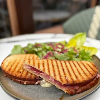 Café des amis