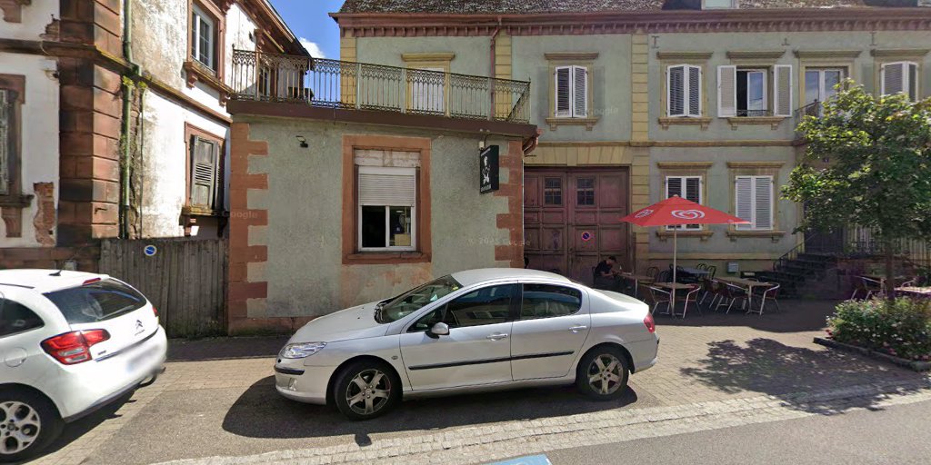 La Casa Pizzeria Grill