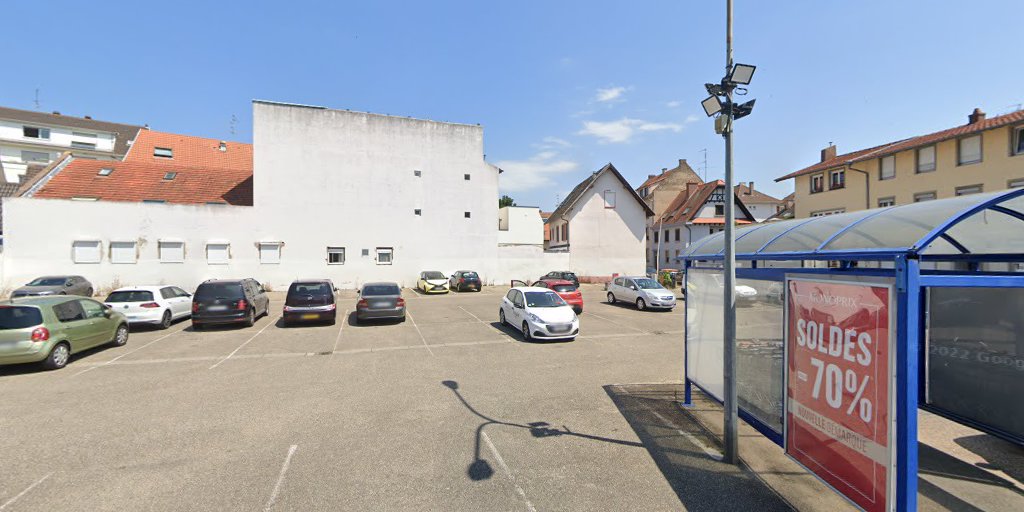 Monoprix parking