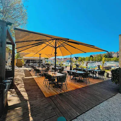 La Terrasse White