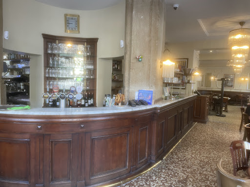 Café Broglie