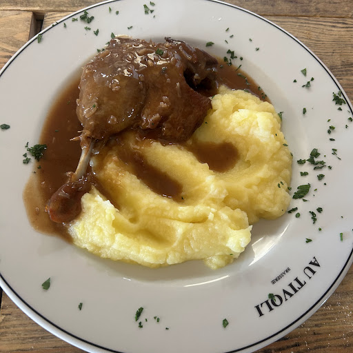 Au Tivoli – Bar & Restaurant