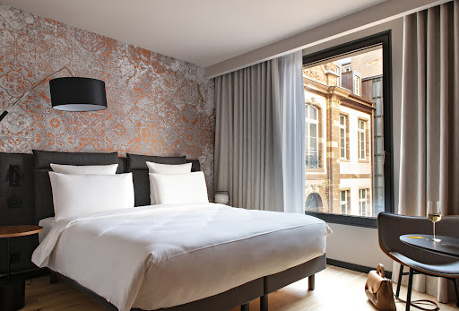 LÉONOR Hôtel by Stay Collection