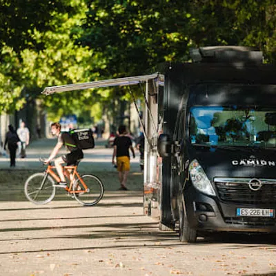 LES MECS AU CAMION ALLÉES JULES GUESDE