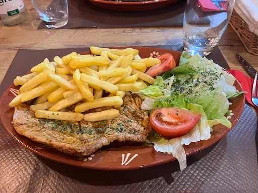 A Casa Do Portugal - RESTAURANT