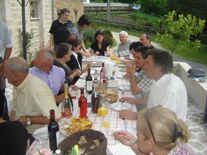 FERME AUBERGE DES RUCHERS DES BRUYERES - MARCHAT Marie