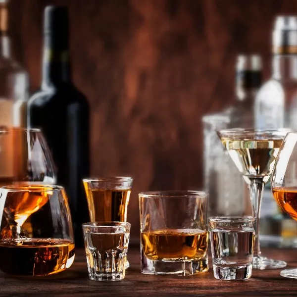 Whisky, Gin, Vodka, Get 27, Manzana